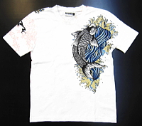 和柄Tシャツ 滝昇り鯉